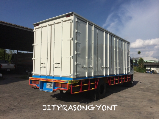 ขาย ISUZU DECA FTR 200 แรง ( EURO 2 ) ปี 2547 ตู้ประตู 10 บานไม่มีเสากลาง ขาย ISUZU DECA FTR 200 แรง ( EURO 2 ) ปี 2547 ตู้ประตู 10 บานไม่มีเสากลาง