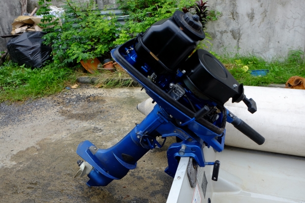 ขายเรือยางท้องไฟเบอร์ Avon ของอังกฤษครับ ขายเรือยางท้องไฟเบอร์ Avon ของอังกฤษครับ