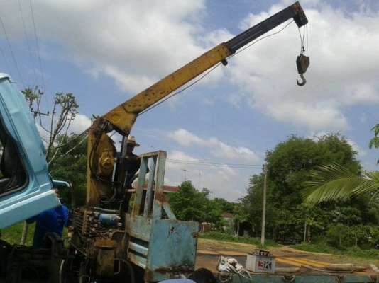 ขายด่วน 6 ล้อเครน KS77 เครื่อง 4BE1 เครื่องดี F หน้าหลัง วางหัว NPR ลงเล่มเรียนร้อย สภาพพร้อมใช้