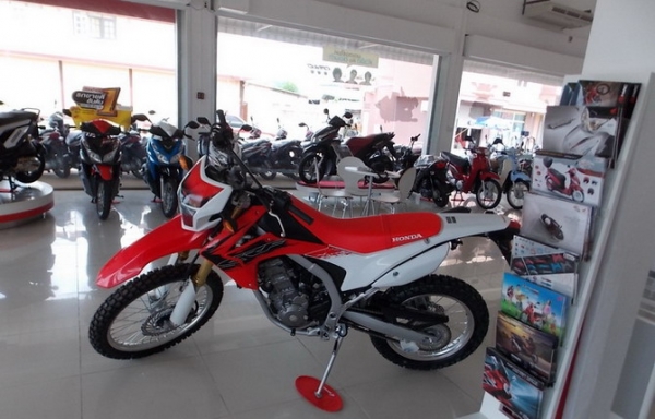 ขายดาวcrf250l ปี2013 29000 ผ่อน3900 อีก26งวด โทร0920253533