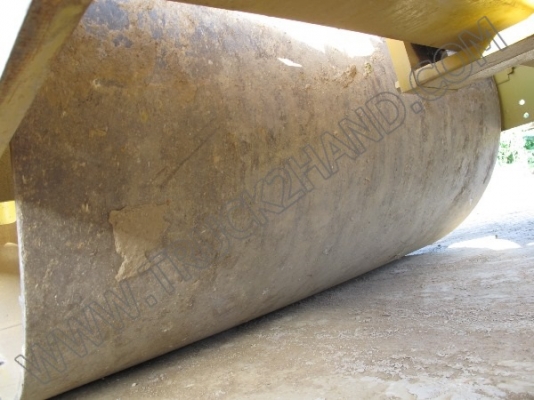 รถบดถนน CATERPILLAR รถบดถนน CATERPILLAR