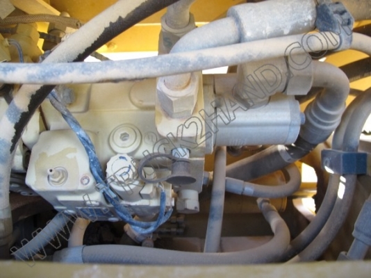 รถบดถนน CATERPILLAR รถบดถนน CATERPILLAR