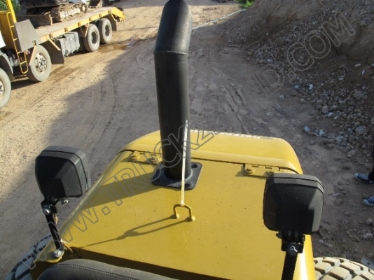 รถบดถนน CATERPILLAR รถบดถนน CATERPILLAR