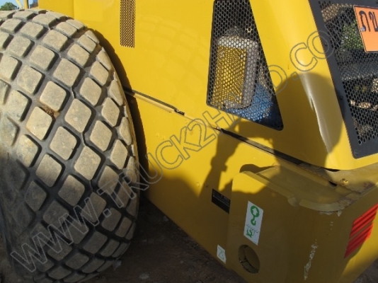 รถบดถนน CATERPILLAR รถบดถนน CATERPILLAR