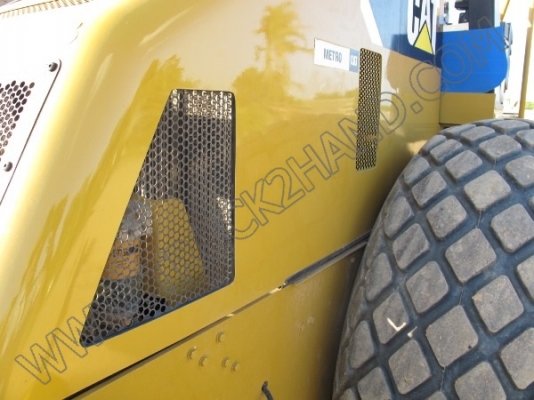 รถบดถนน CATERPILLAR รถบดถนน CATERPILLAR