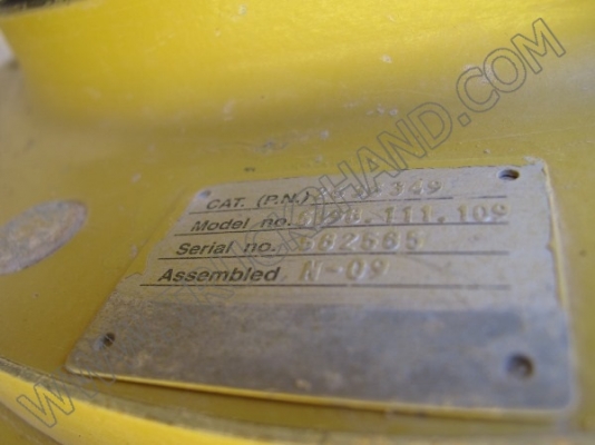 รถบดถนน CATERPILLAR รถบดถนน CATERPILLAR