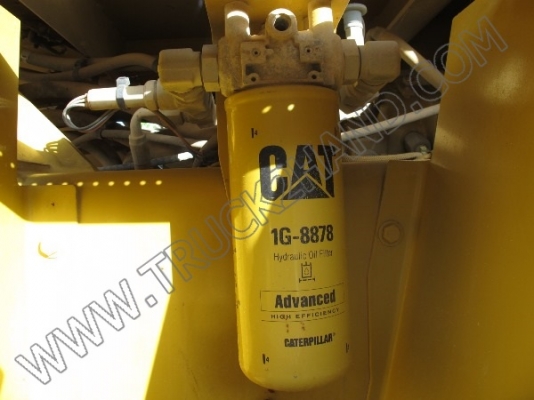 รถบดถนน CATERPILLAR รถบดถนน CATERPILLAR