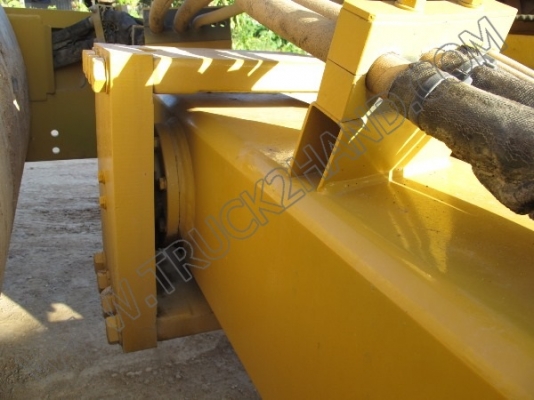 รถบดถนน CATERPILLAR รถบดถนน CATERPILLAR