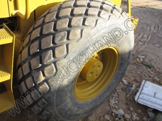 รถบดถนน CATERPILLAR รถบดถนน CATERPILLAR