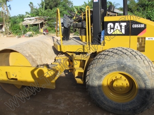 รถบดถนน CATERPILLAR รถบดถนน CATERPILLAR