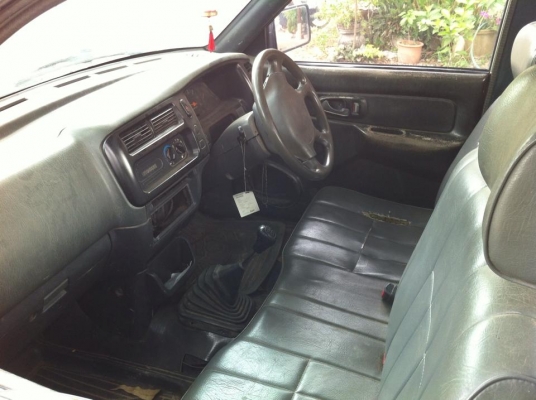 ขายรถกระบะMitsu Strada ตอนเดียวช่วงยาวสำหรับลุยและใช้งาน สภาพเครื่องดีมาก ต่อทะเบียนและภาษีได้ตลอด ขายสด 57,000.-บาท สนใจติดต่อ Gun Chiangmai 093-9319456