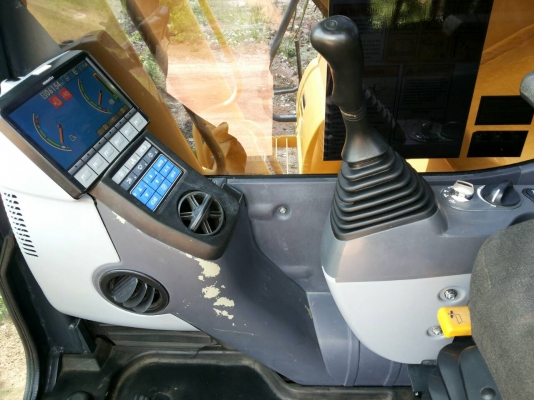 KOMATSU PC160LC-8 .ใช้งาน 6100ช.ม เอกสารชุดจด