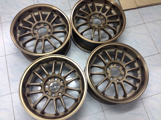 ล้อ RE30 15x7 ET38 เนียนๆ ไม่มีซ่อม ไม่มีเบียด ชุดละ 8,600 บาท
