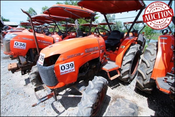 AUC 4 Code 039  แทรกเตอร์  KUBOTA L3608  ราคา เริ่มต้นการประมูล 220,000 บาท