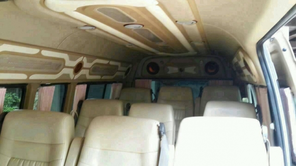 ขายครับรถตู้D2Dปี50ตัวยาวเดิมๆไม่มีเครม ขายที่650000