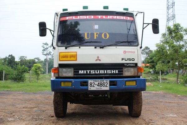 ขายด่วน รถสิบล้อMITSUBISHI FN527M-TF เทอร์โบ 220 แรงม้า