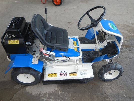 ขายรถตัดหญ้า OREC RM82A 9.5แรง พร้อมใช้งาน ขายรถตัดหญ้า OREC RM82A 9.5แรง พร้อมใช้งาน