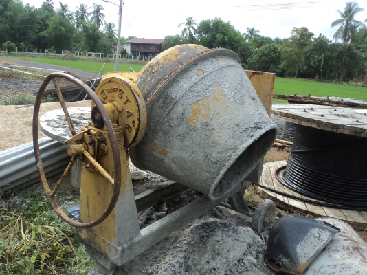 ขายด่วน  โม่ ปูน ราคา4,000บาท