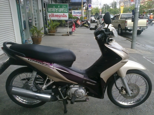 ขายWave110i หัวฉีดสตาร์ทมือ รถบ้านเครื่องเดิมๆสภาพดี