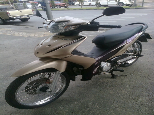 ขายWave110i หัวฉีดสตาร์ทมือ รถบ้านเครื่องเดิมๆสภาพดี