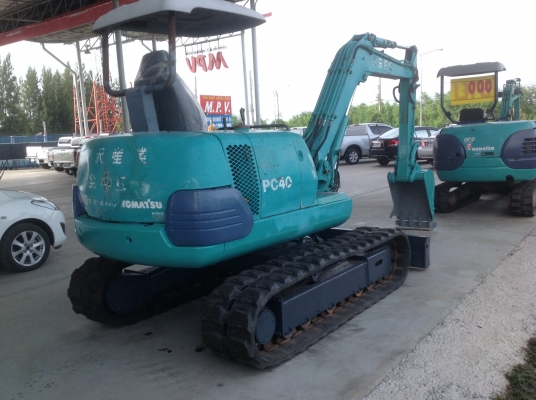 แบคโฮKOMATSUรุ่นPC40-7