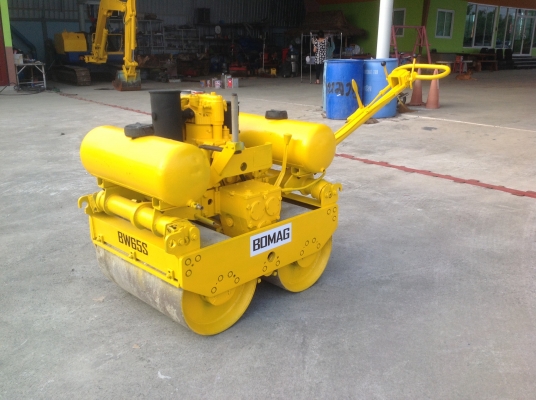 แบคโฮKOMATSUรุ่นPC40-7