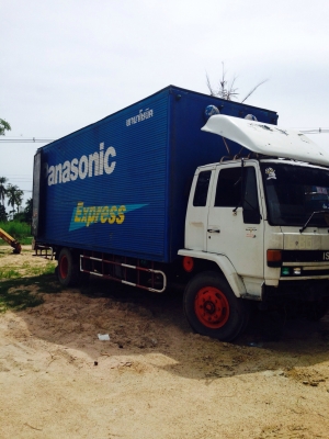 ขาย หกล้อตู้ อีซุๆ