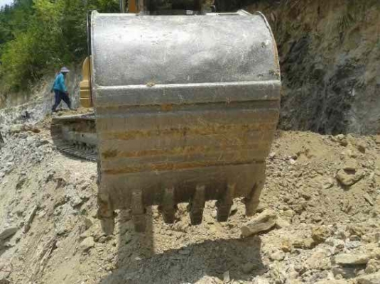 CAT 320D รถญี่ปุ่น รถสวย เครื่องดี ขายดาวน์ 750000 ราคาสด 3500000