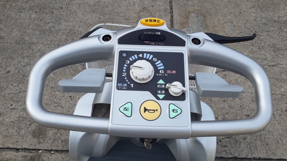 ขายรถไฟฟ้า 4 ล้อของ YANMAR รุ่นใหม่ล่าสุดสำหรับคนแก่หรือคนพิการเพิ่งมาจากญี่ปุ่น