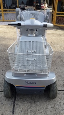 ขายรถไฟฟ้า 4 ล้อของ YANMAR รุ่นใหม่ล่าสุดสำหรับคนแก่หรือคนพิการเพิ่งมาจากญี่ปุ่น