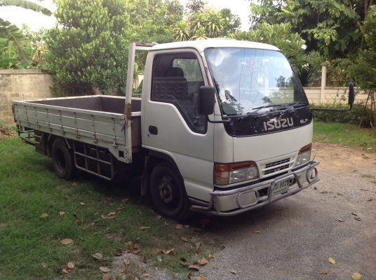 ขาย 4 ล้อไม่ติดเวลา NKR-120 ปี 53 ขาย 4 ล้อไม่ติดเวลา NKR-120 ปี 53