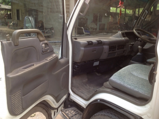 ขาย 4 ล้อไม่ติดเวลา NKR-120 ปี 53 ขาย 4 ล้อไม่ติดเวลา NKR-120 ปี 53