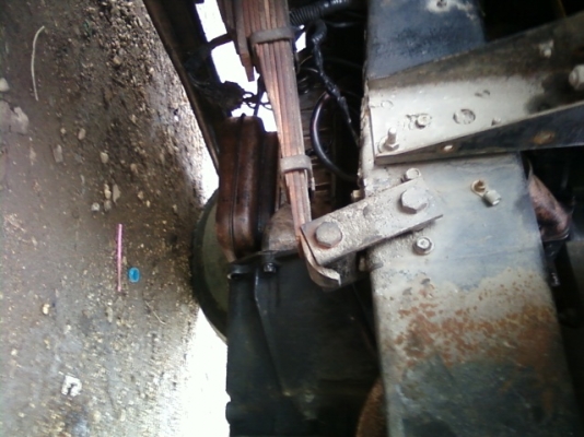 ขาย ISUZU 85  แรงม้า กระบะยาว 4.3 เมตร หัวนอกยกได้ ราคา 260000 บาท