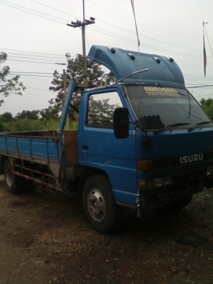 ขาย ISUZU 85  แรงม้า กระบะยาว 4.3 เมตร หัวนอกยกได้ ราคา 260000 บาท
