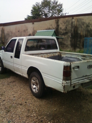 ขาย ISUZU มังกรทอง ปี 94 แคป ราคา 130000 บาท ขาย ISUZU มังกรทอง ปี 94 แคป ราคา 130000 บาท