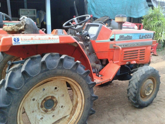 ขาย KUBOTA   L1-225 พวงมาลัยพาวเวอร์  2เพลา