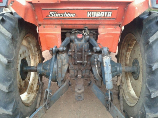 ขาย KUBOTA   L1-225 พวงมาลัยพาวเวอร์  2เพลา
