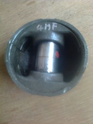 ขายลูกสูบ 4HF 120 HP