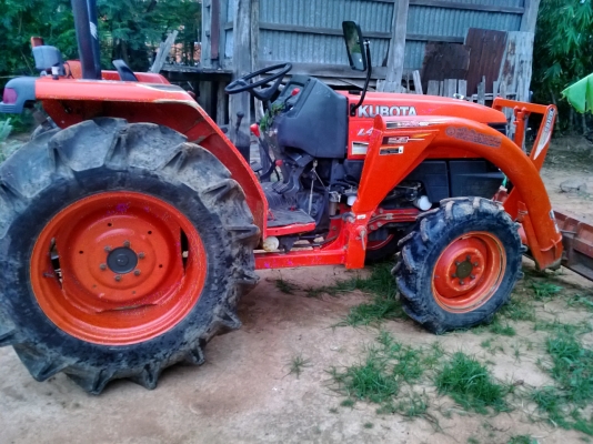 ขายแทรกเตอร์คูโบต้า L4508 Di สเปเชียล มีใบมีดดันดินพร้อมใช้งานครับ