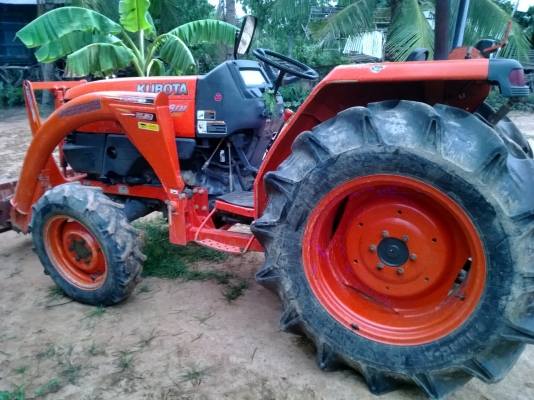 ขายแทรกเตอร์คูโบต้า L4508 Di สเปเชียล มีใบมีดดันดินพร้อมใช้งานครับ
