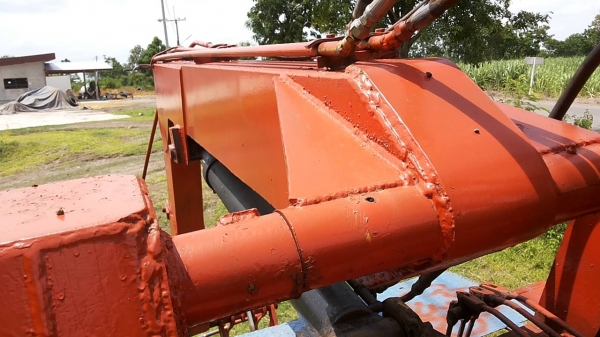 ***ขายแล้วครับขอบคุณ Truck2hand ขายรถคีบอ้อย คีบหลัง แขนเดียว  FORD77 T1 เกียร์ท็อค ปั้มไดกิ้น22 เครื่องแน่นดีฟิตมาไม่นาน แรงๆ แขนดีไม่ปะ  เกียร์ดีไม่หลุด คีบสวยไม่ผุ ยางพอใช้ รถจอดครับ ของไม่ครบ ต้องเช็คระบบนิดนึง   ขายตามสภาพ ถูกๆ เอกสารสัญญาซื้อขาย