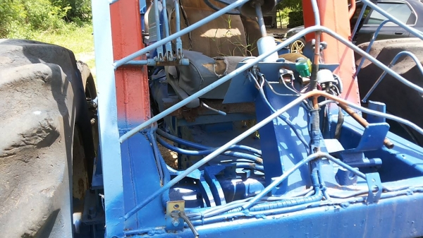 ***ขายแล้วครับขอบคุณ Truck2hand ขายรถคีบอ้อย คีบหลัง แขนเดียว  FORD77 T1 เกียร์ท็อค ปั้มไดกิ้น22 เครื่องแน่นดีฟิตมาไม่นาน แรงๆ แขนดีไม่ปะ  เกียร์ดีไม่หลุด คีบสวยไม่ผุ ยางพอใช้ รถจอดครับ ของไม่ครบ ต้องเช็คระบบนิดนึง   ขายตามสภาพ ถูกๆ เอกสารสัญญาซื้อขาย