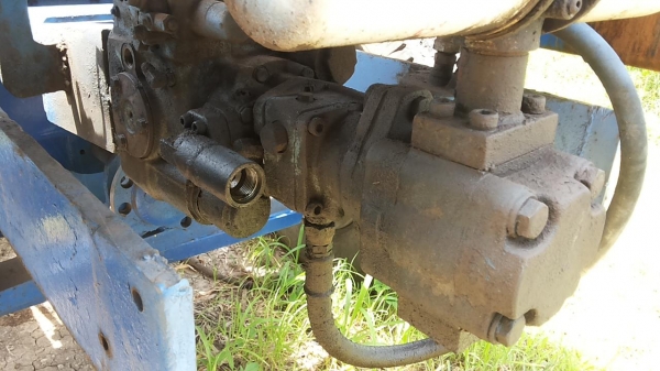 ***ขายแล้วครับขอบคุณ Truck2hand ขายรถคีบอ้อย คีบหลัง แขนเดียว  FORD77 T1 เกียร์ท็อค ปั้มไดกิ้น22 เครื่องแน่นดีฟิตมาไม่นาน แรงๆ แขนดีไม่ปะ  เกียร์ดีไม่หลุด คีบสวยไม่ผุ ยางพอใช้ รถจอดครับ ของไม่ครบ ต้องเช็คระบบนิดนึง   ขายตามสภาพ ถูกๆ เอกสารสัญญาซื้อขาย