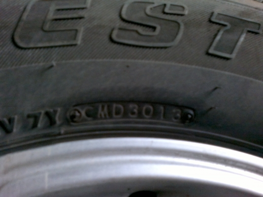 แม็กพร้อมยาง ford 2.2 ขอบ17 เดิมติดรถ