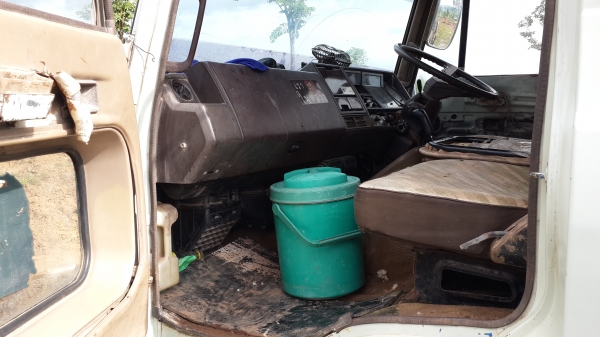 ขายด่วนหกล้อดั้มHINO FD185แรงราคาไม่แพงราคาโทร0843923995