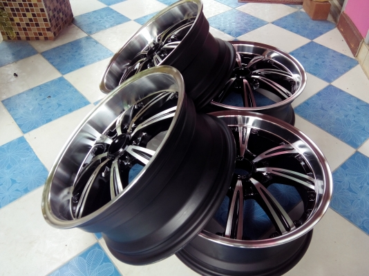 17/4/100/114กว้าง 7" 7.5หน้าตื้นet40 หลังลึกet42 ทำสีมาอย่างเดียว ไม่มีซ่อม สวยกิ๊บ( ขาย6900 พร้อมส่ง) สนจัยดู ของได้ที่ คลอง2 ซ,บงกช11 คลองหลวง ปทุมธานี 0898128457 ไอดี chaichaimax จัดส่งทั่วประเทศ ซ.บงกช11https://www.facebook.com/profile.php?id=100