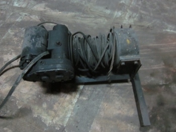 ขาย -  วิ๊นซ์ สำหรับติดรถยนต์ ไฟ 24 V ,มือสองเก่านอก สภาพดี พร้มใช้งาน