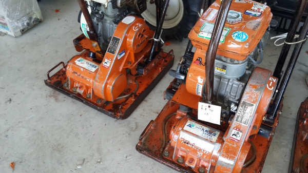 เครื่องตบดิน