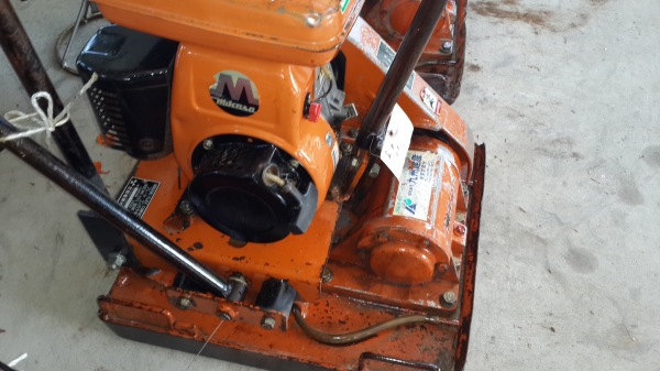 เครื่องตบดิน