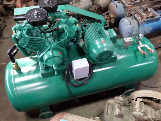 ขายปั๊มลมแชมเปี้ยน10แรงไฟ380